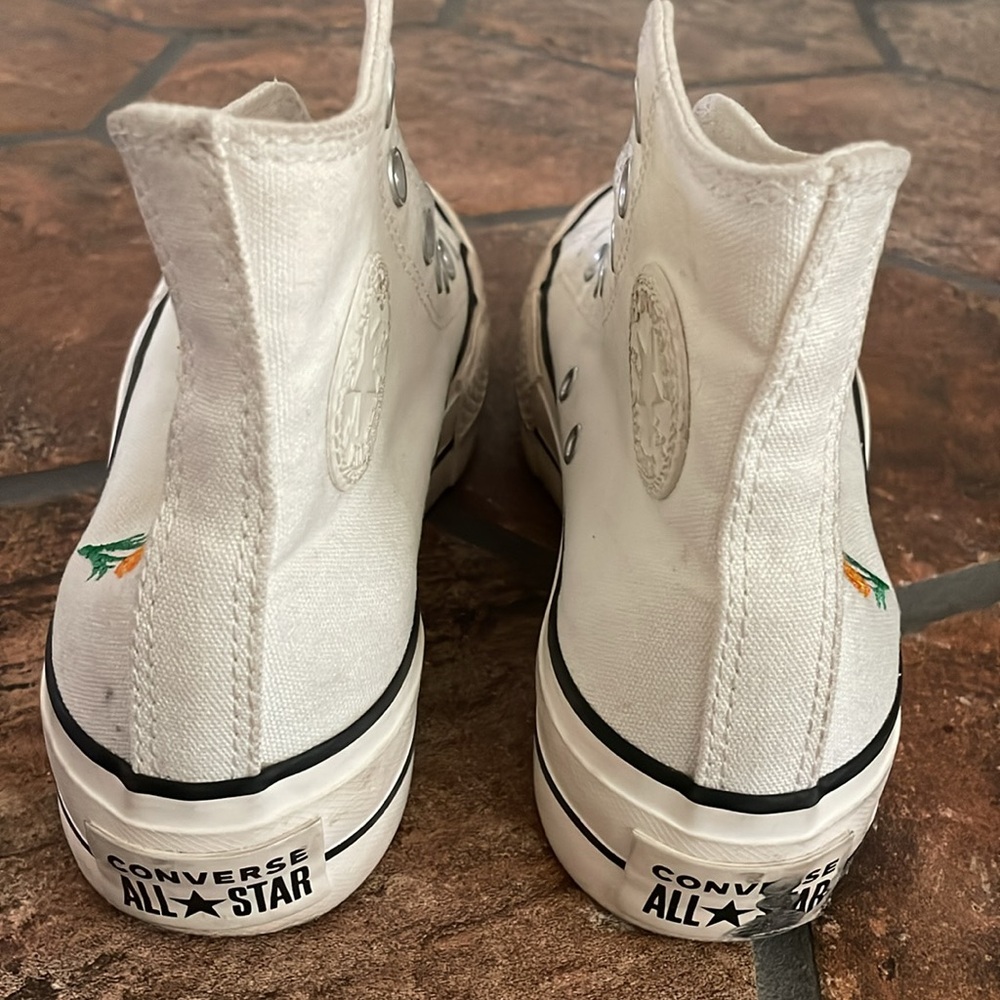 Converse Platform Hi top with embroidred flowers white all star hi top converse - Picture 5 of 11